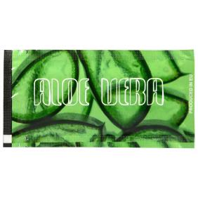 Alcohol free personalised aloe vera refreshing wipes
